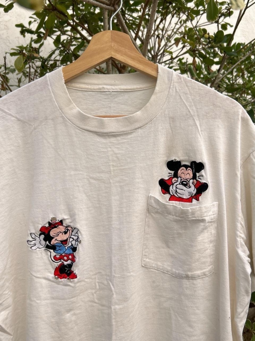 Vintage 90s Disney Mickey Minnie Mouse Embroidered Pocket T Shirt XL - Picture 3 of 8